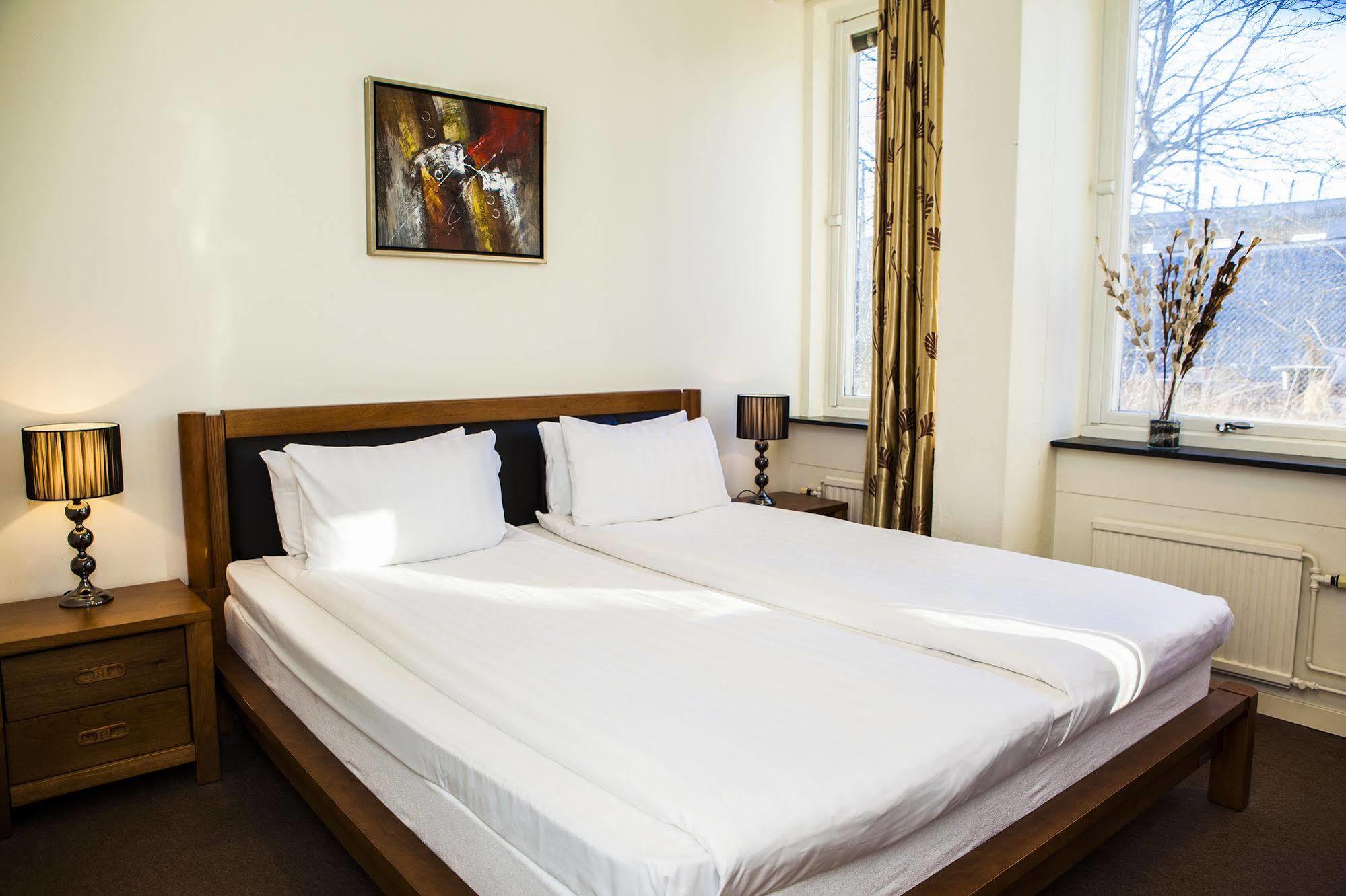 Hotell Arstaberg สต็อกโฮล์ม ภายนอก รูปภาพ